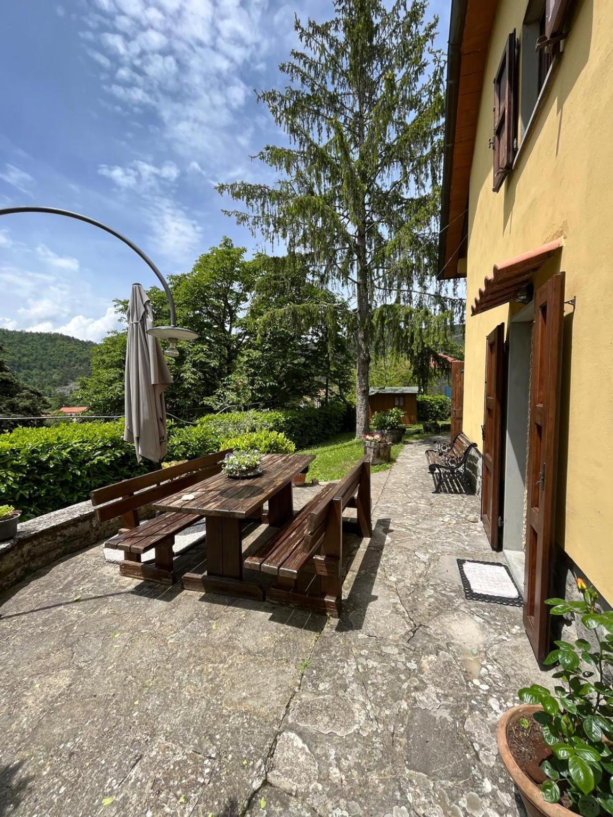 Casa Lastri Poppi Buitenkant foto